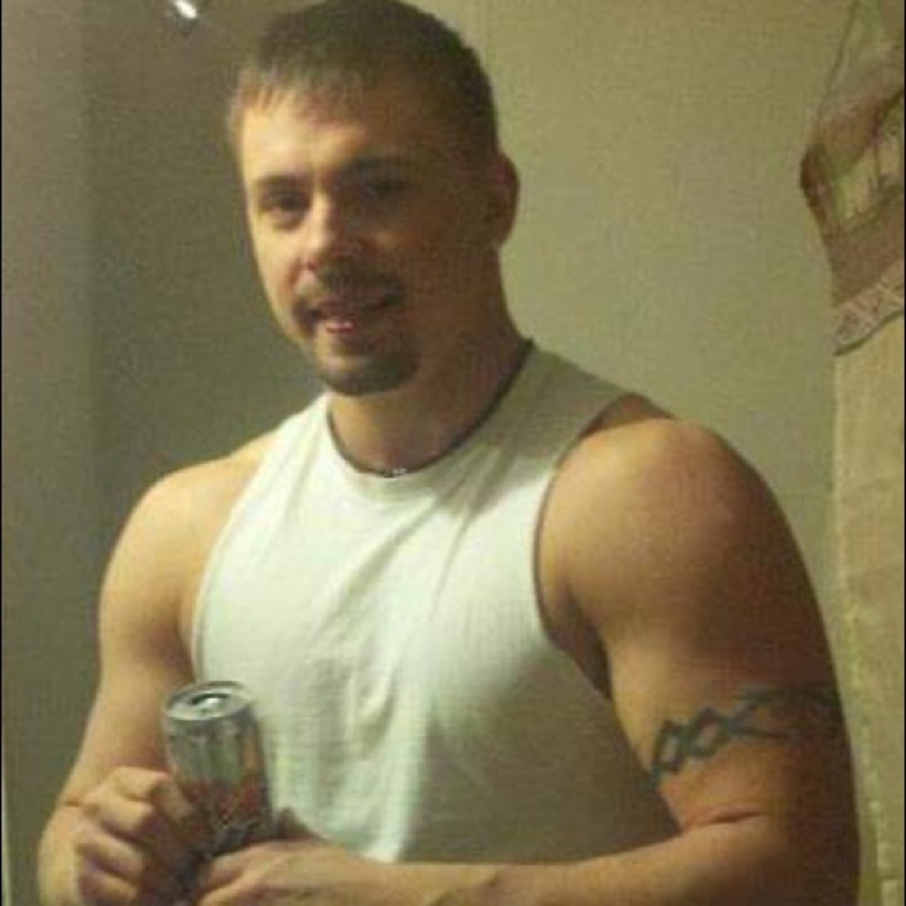 Meet your Posher, Dustin